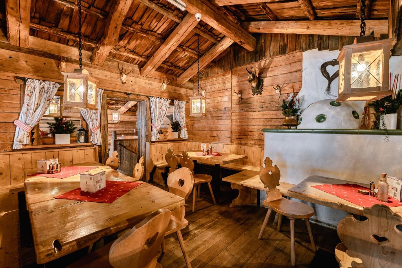 Hotel Restaurant Hexenalm Söll Buitenkant foto