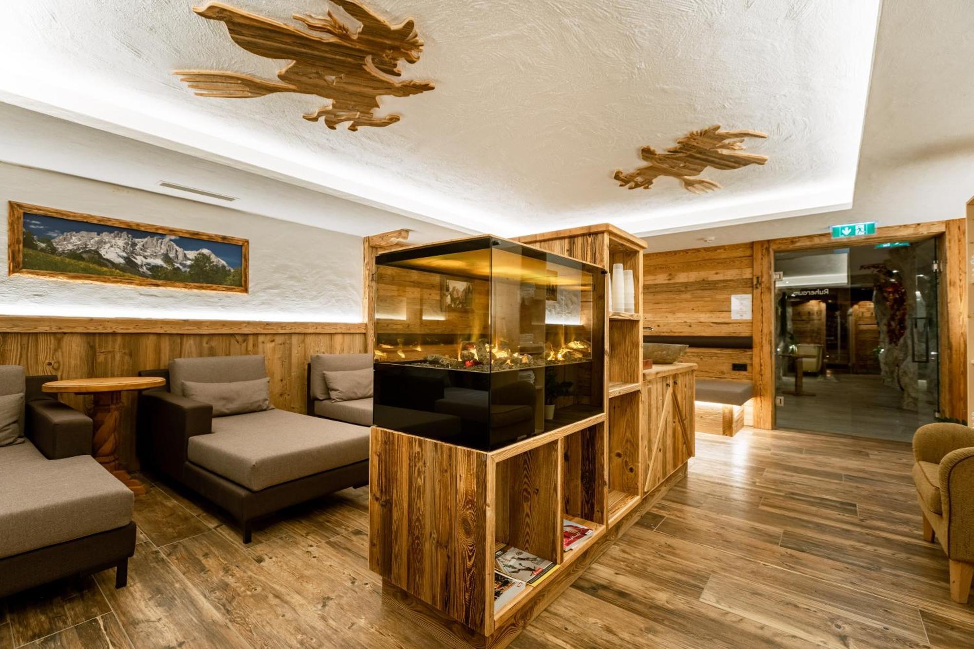 Hotel Restaurant Hexenalm Söll Buitenkant foto